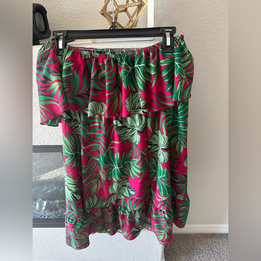Tropical Leaf Print Off-Shoulder Dress